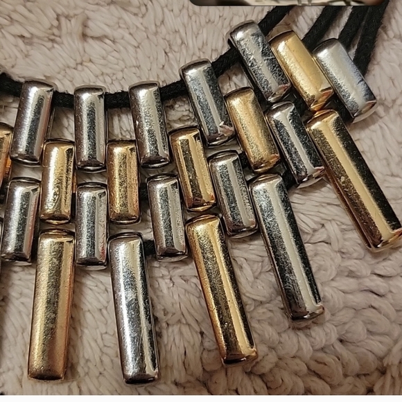 Necklace - Picture 3 of 4